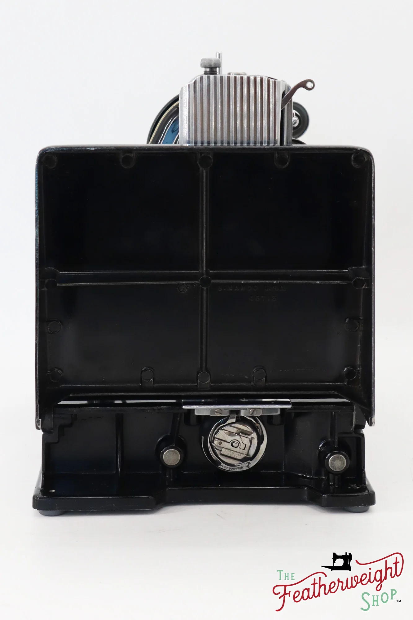 Singer Featherweight 221 Sewing Machine, AJ588*** - 1950 - Image 4