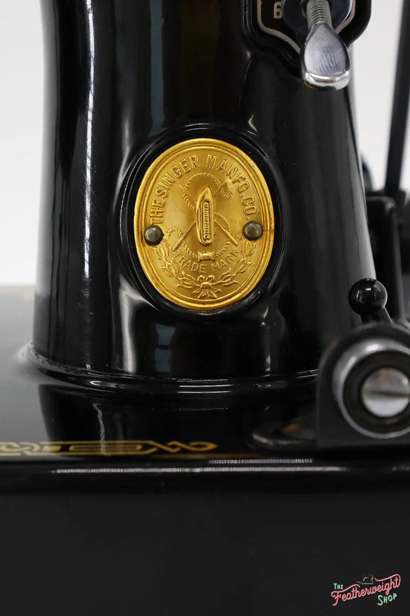 Singer Featherweight 221 Sewing Machine, AJ785*** - Image 14