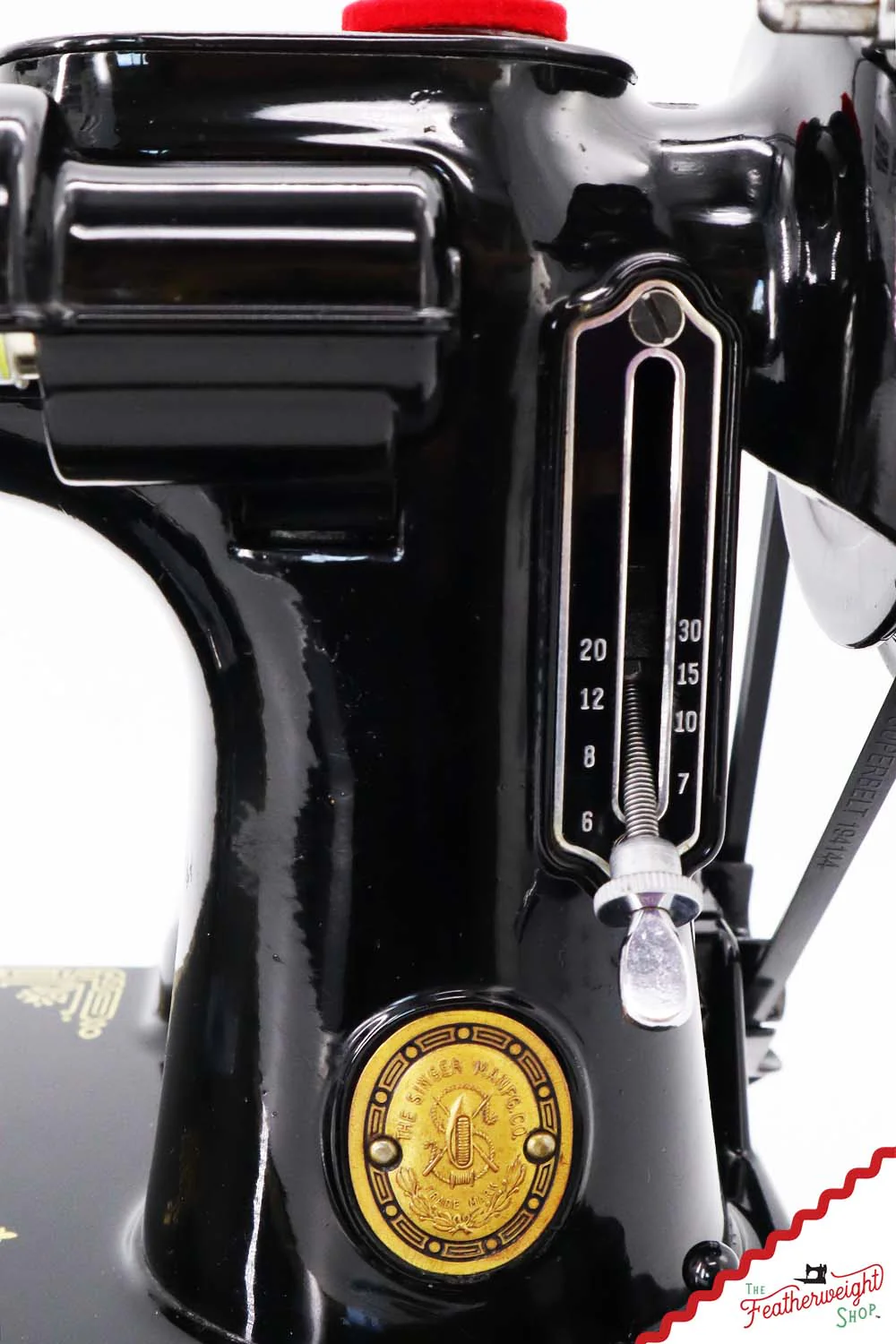 Singer Featherweight 221 Sewing Machine, AK624*** - 1951 - Image 13