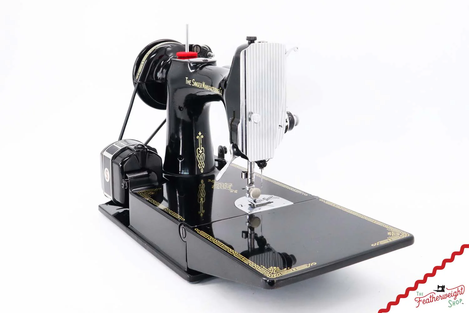 Singer Featherweight 221 Sewing Machine, AK624*** - 1951 - Image 5