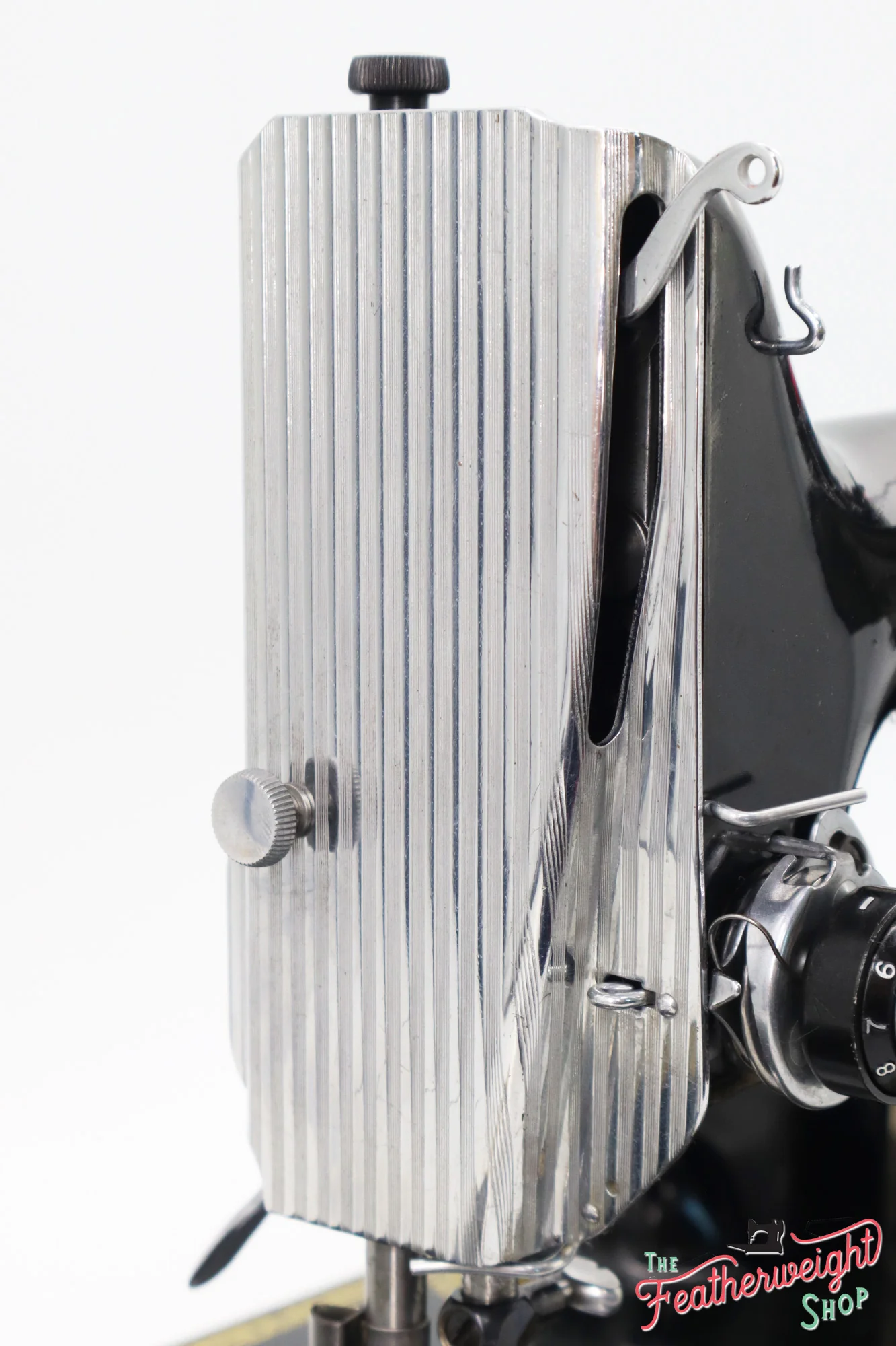 Singer Featherweight 221 Sewing Machine - AK747*** - 1952 - Image 16
