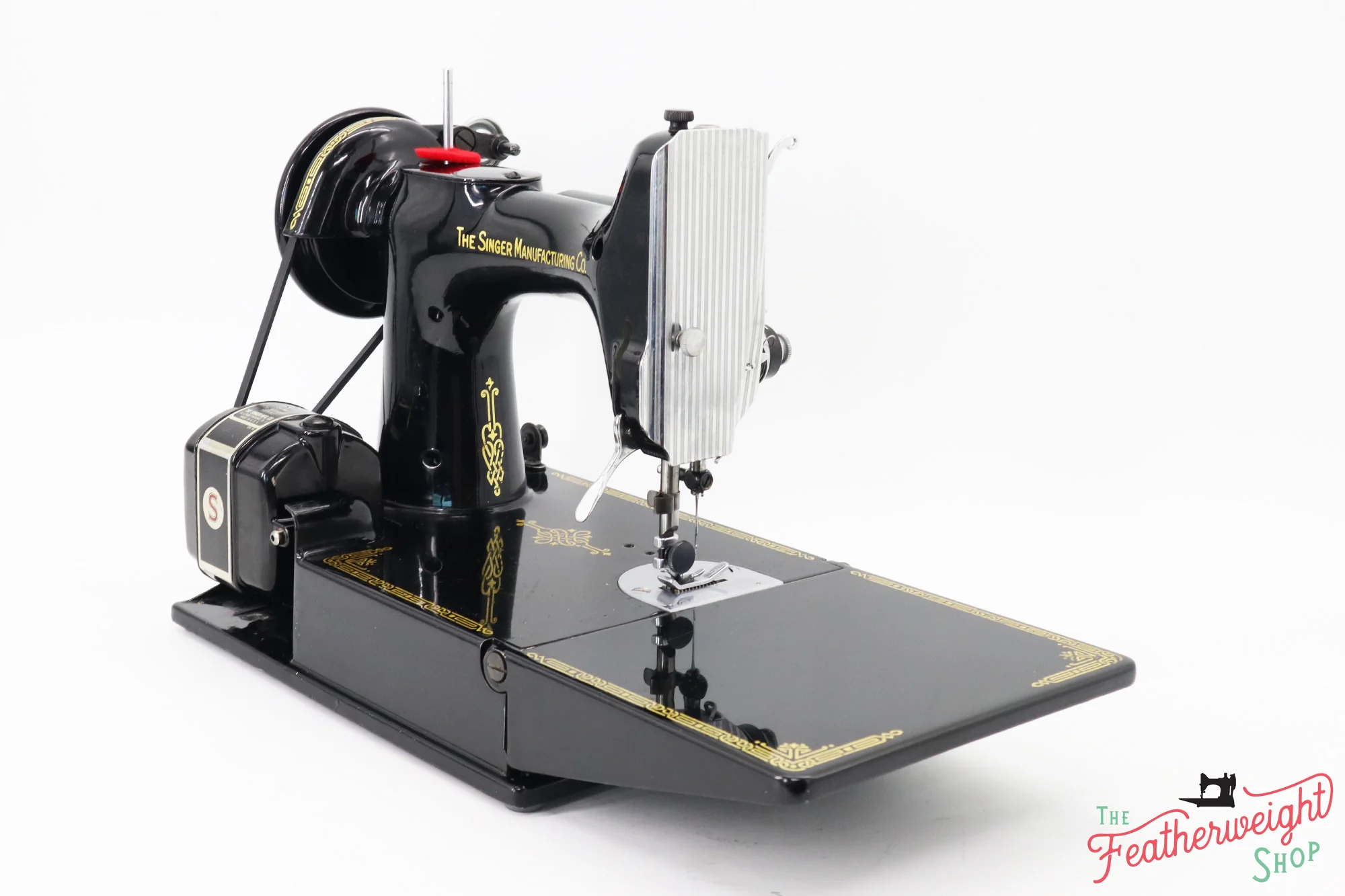 Singer Featherweight 221 Sewing Machine - AK747*** - 1952 - Image 5