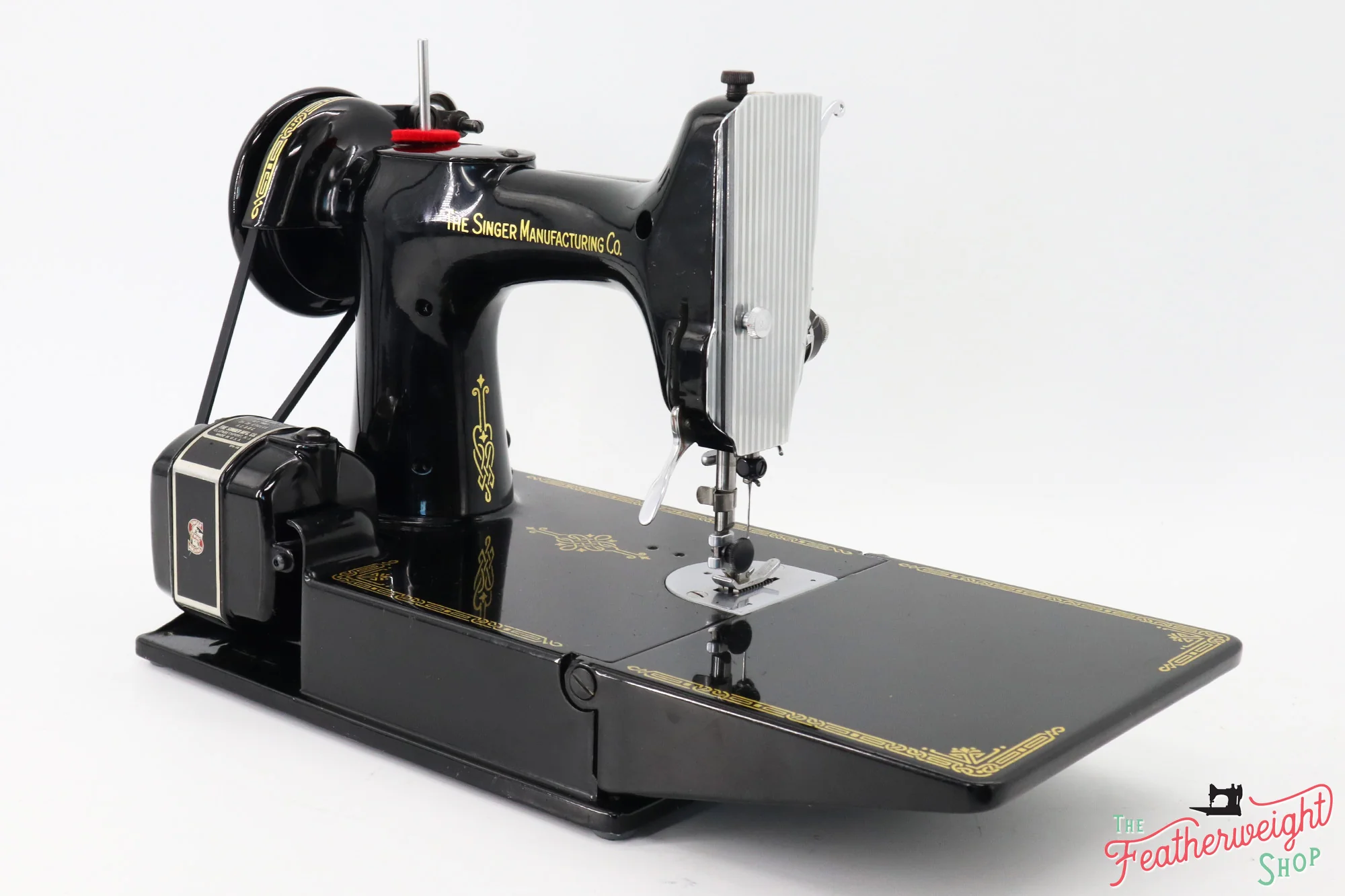 Singer Featherweight 221 Sewing Machine, AK756*** - Image 5