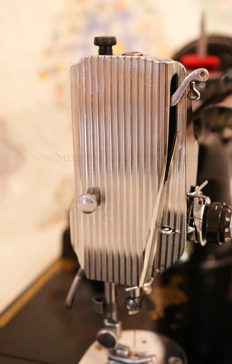 Singer Featherweight 221 Sewing Machine, AK765*** - Image 13