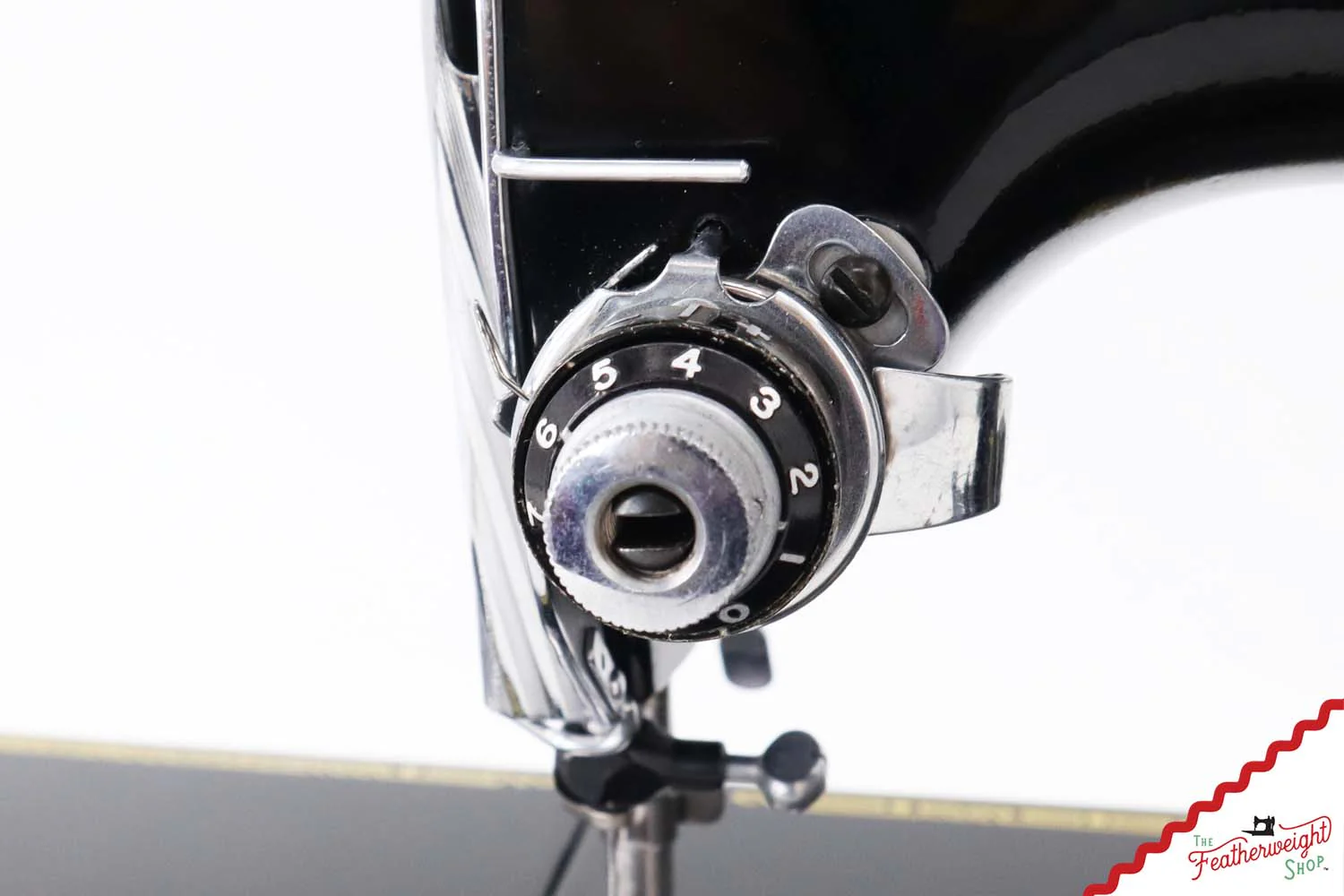Singer Featherweight 221 Sewing Machine, AK768*** - Quilter's Special! - Image 15