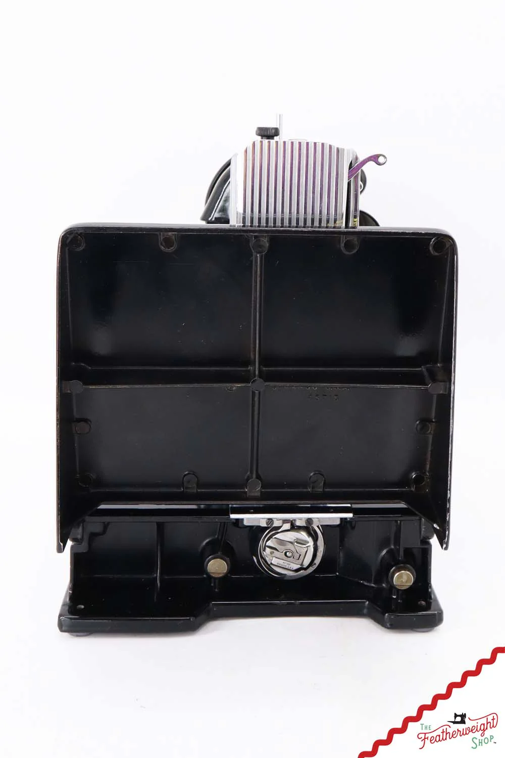 Singer Featherweight 221 Sewing Machine, AK768*** - Quilter's Special! - Image 4