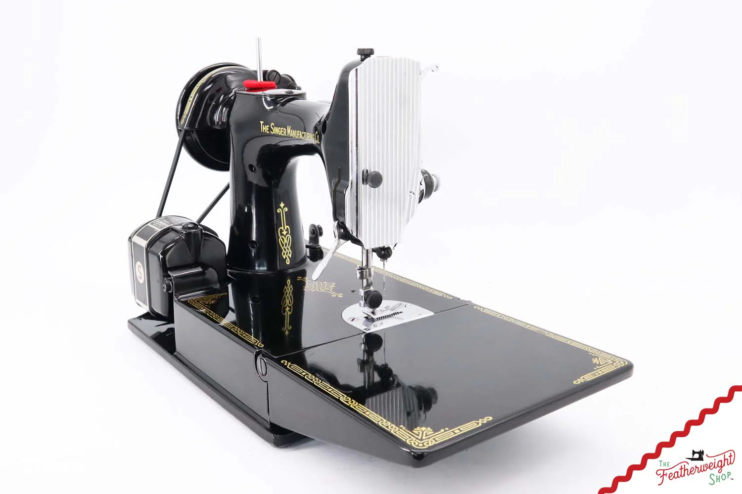 Singer Featherweight 221 Sewing Machine, AK768*** - Quilter's Special! - Image 5