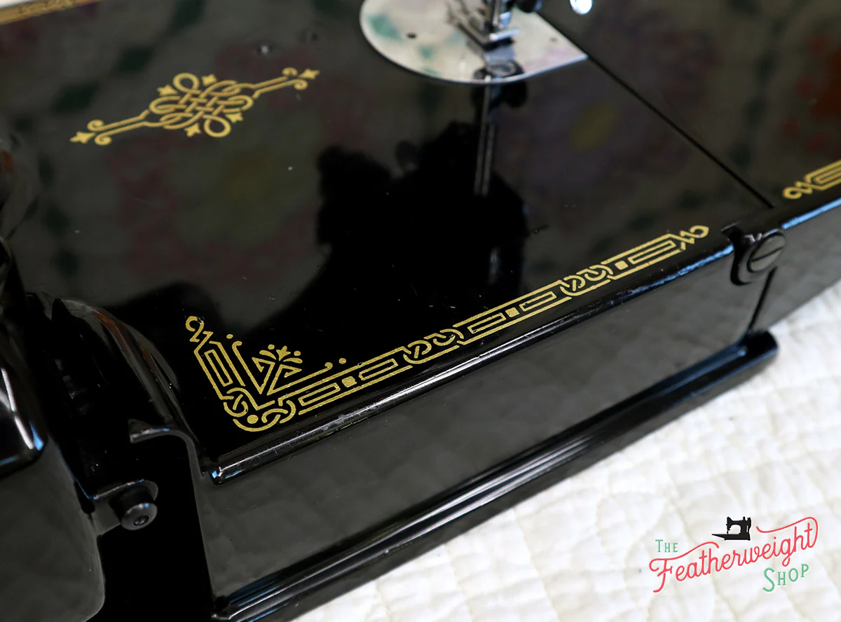 Singer Featherweight 221 Sewing Machine, AK774*** - Image 13