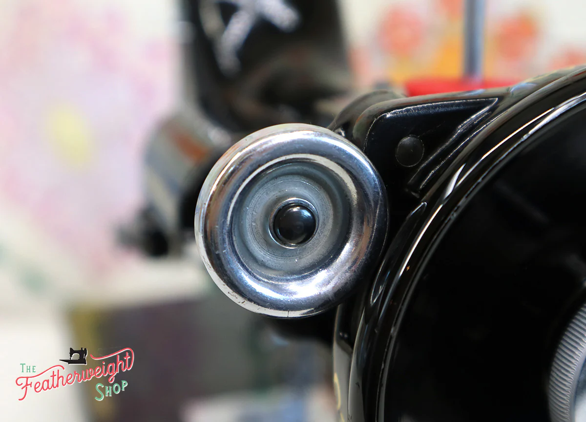 Singer Featherweight 221 Sewing Machine, AK774*** - Image 17