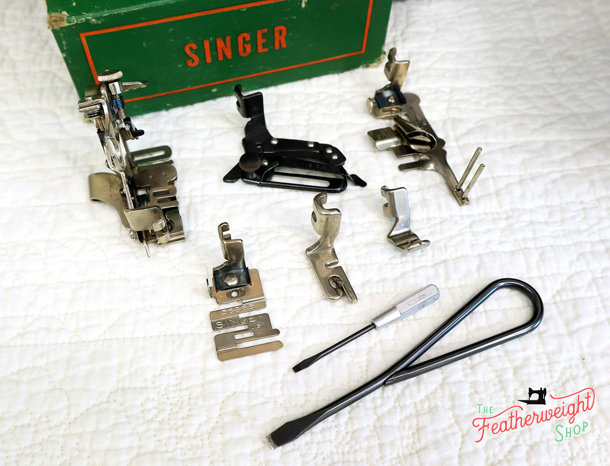 Singer Featherweight 221 Sewing Machine, AK774*** - Image 22