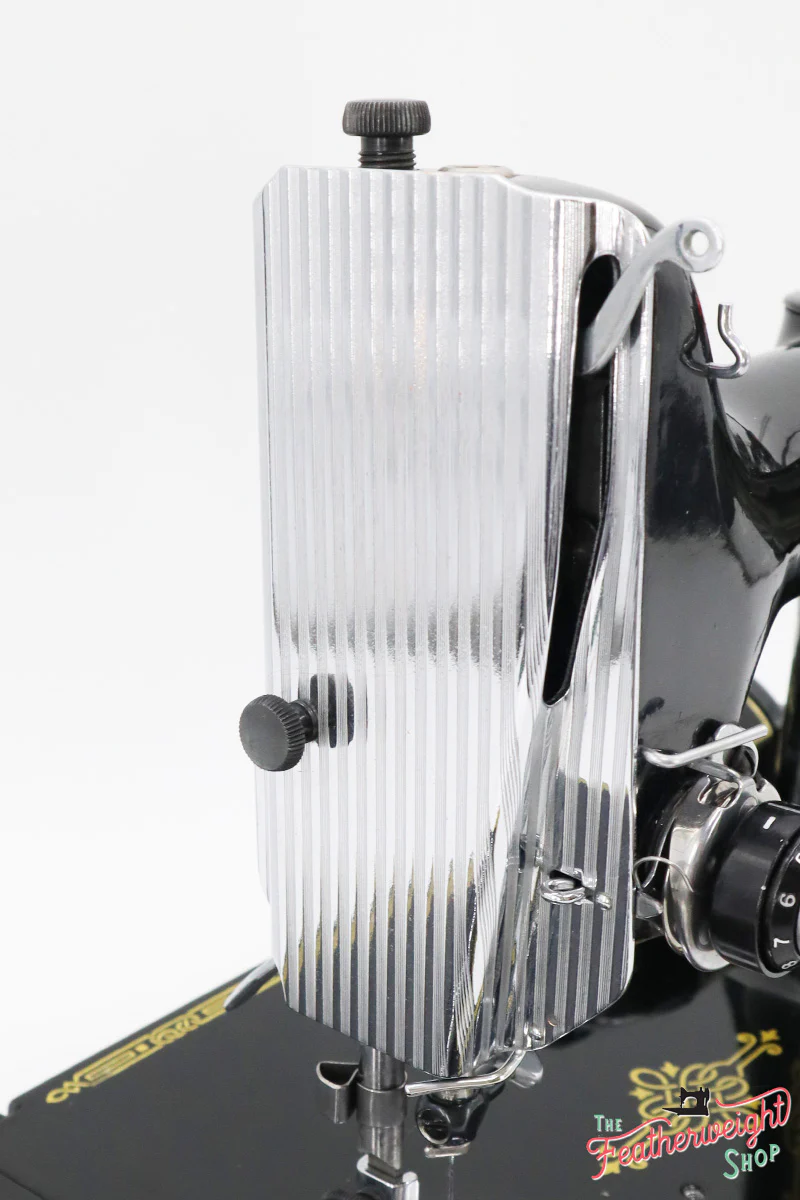 Singer Featherweight 221 Sewing Machine, AK7740** Grade 9- - Image 16