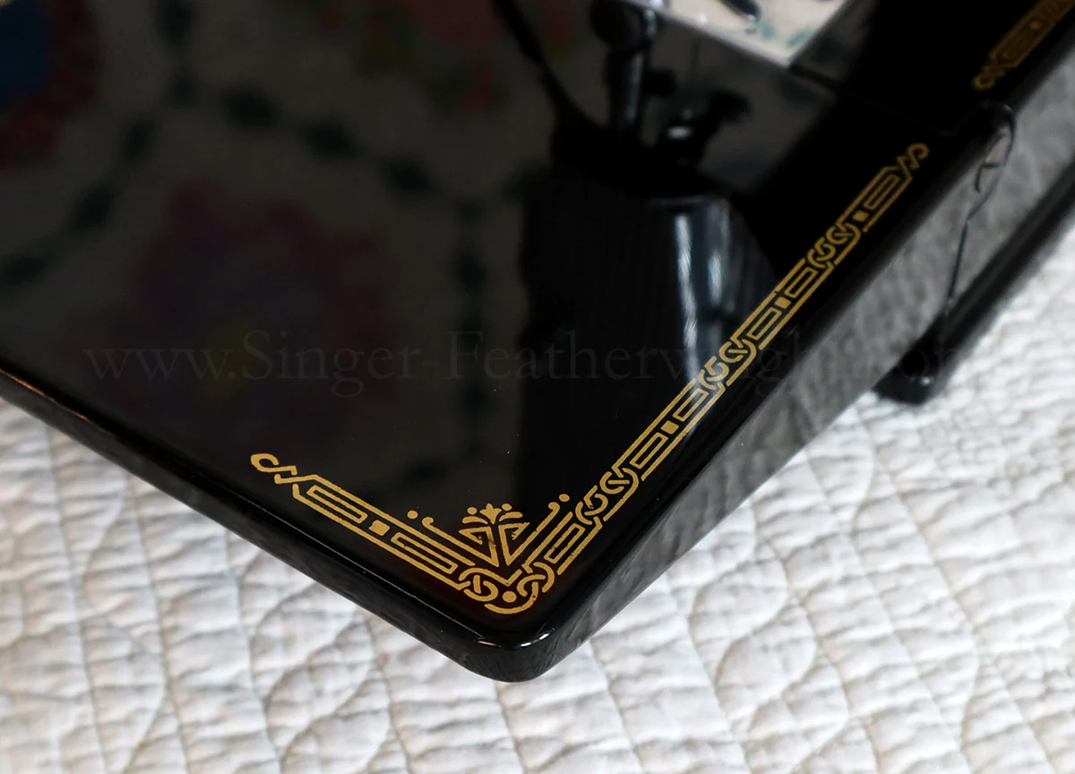Singer Featherweight 221 Sewing Machine, AK993*** - Image 8