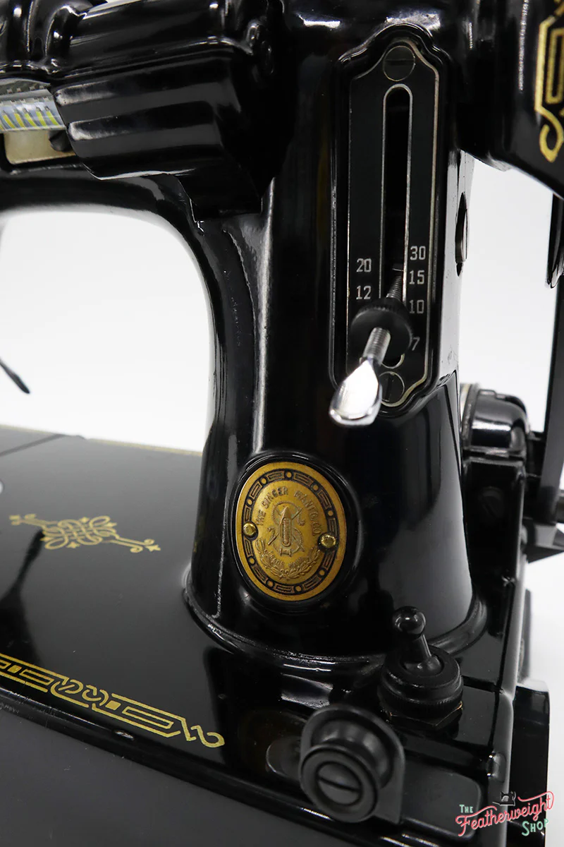 Singer Featherweight 221 Sewing Machine, AL015*** - Image 14