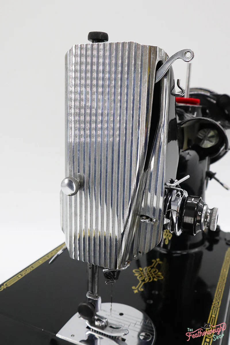 Singer Featherweight 221 Sewing Machine, AL015*** - Image 15