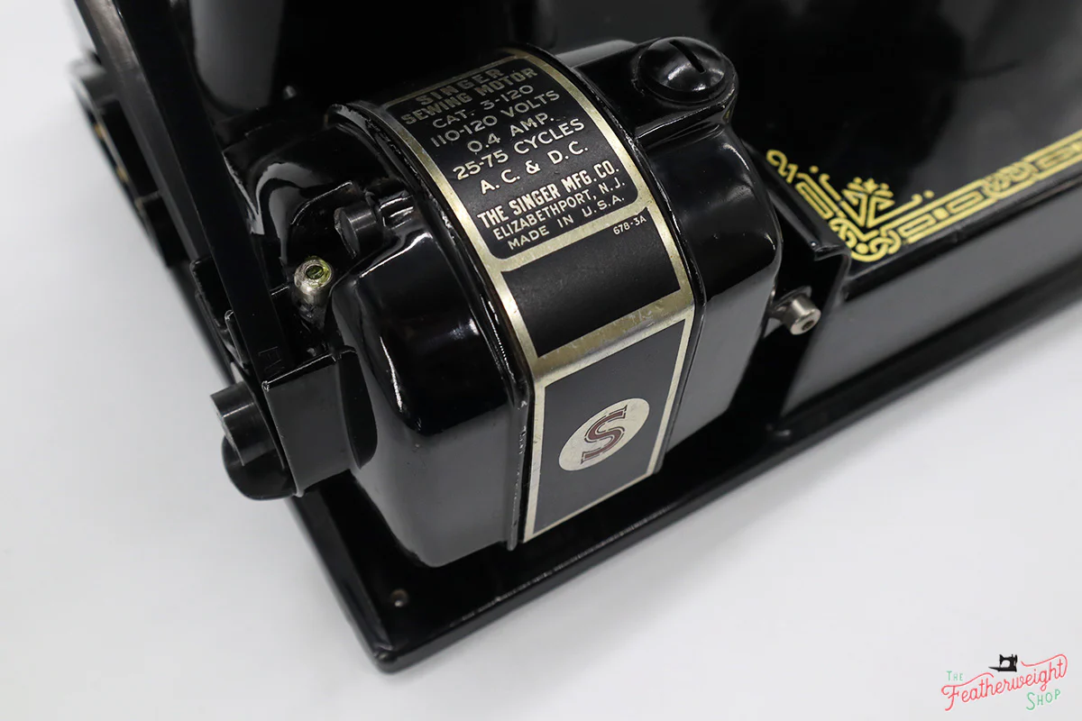 Singer Featherweight 221 Sewing Machine, AL015*** - Image 16