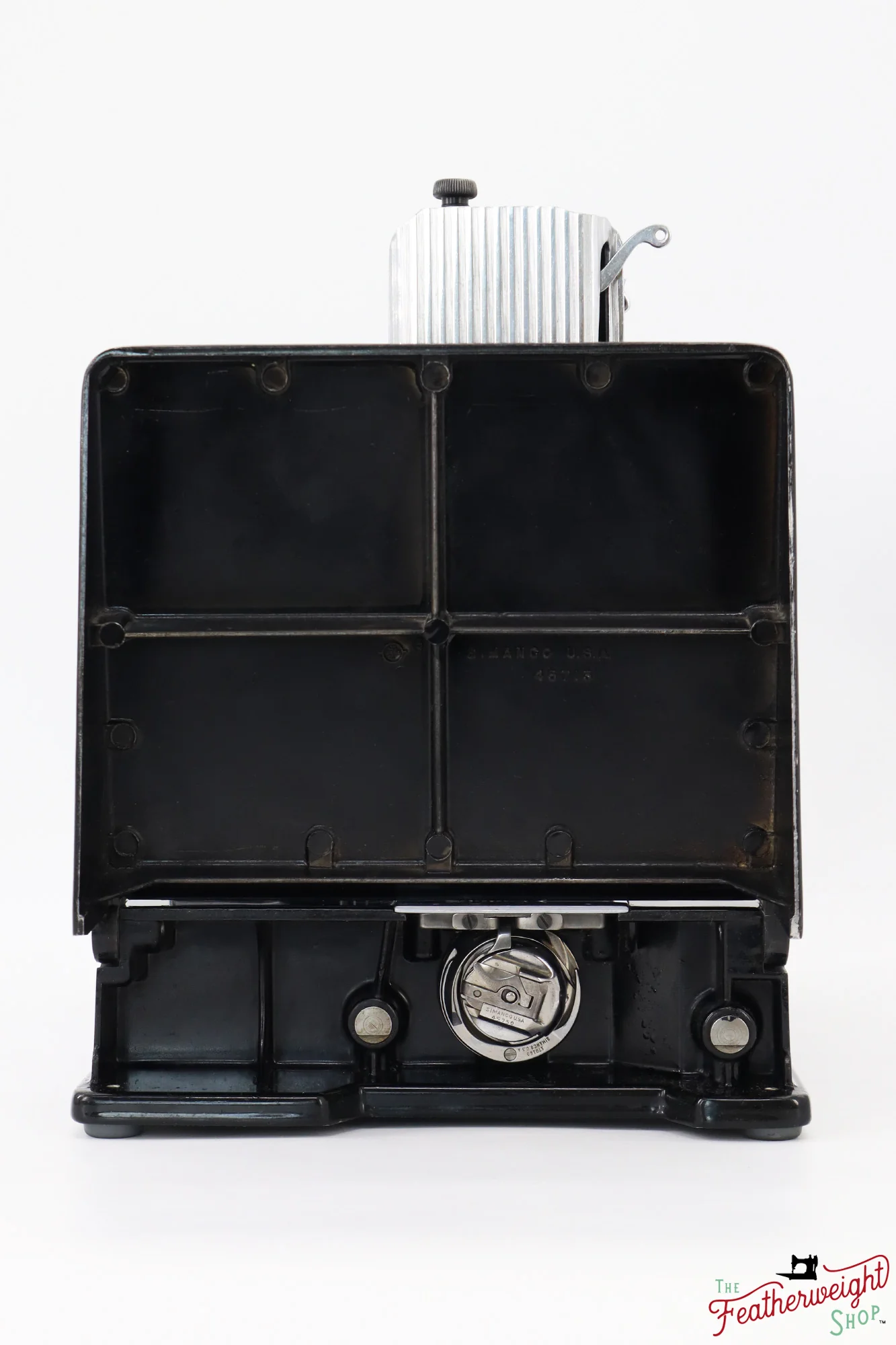 Singer Featherweight 221 Sewing Machine, AL023*** - 1952 - Image 4