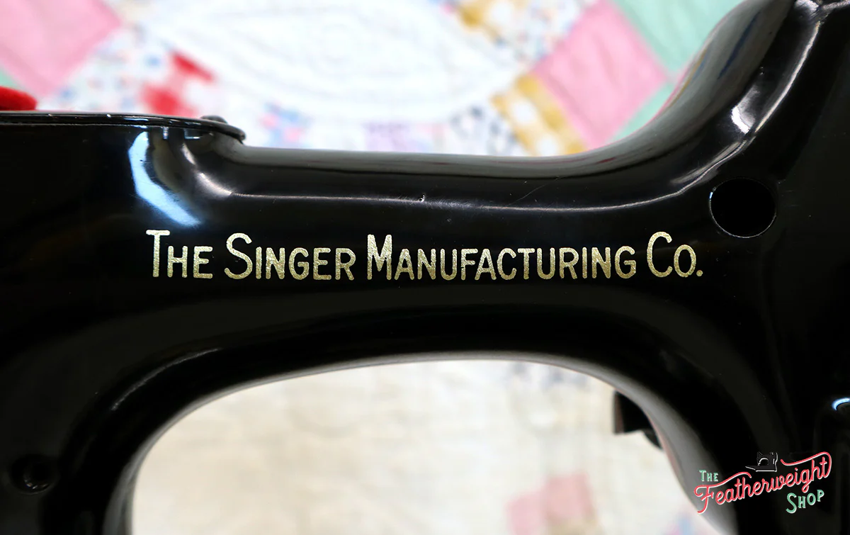 Singer Featherweight 221 Sewing Machine, AL024*** - Image 13