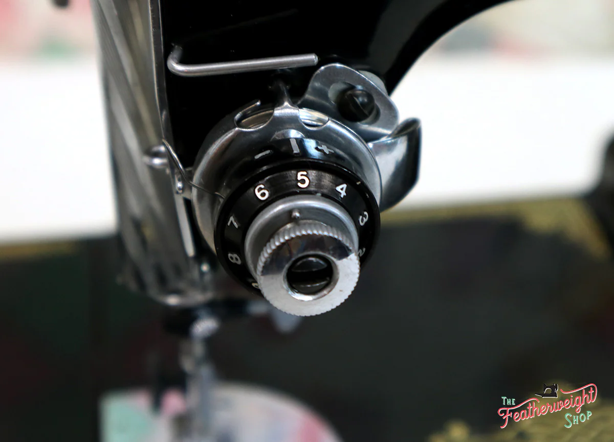 Singer Featherweight 221 Sewing Machine, AL024*** - Image 15