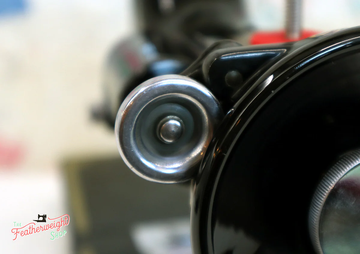 Singer Featherweight 221 Sewing Machine, AL024*** - Image 17