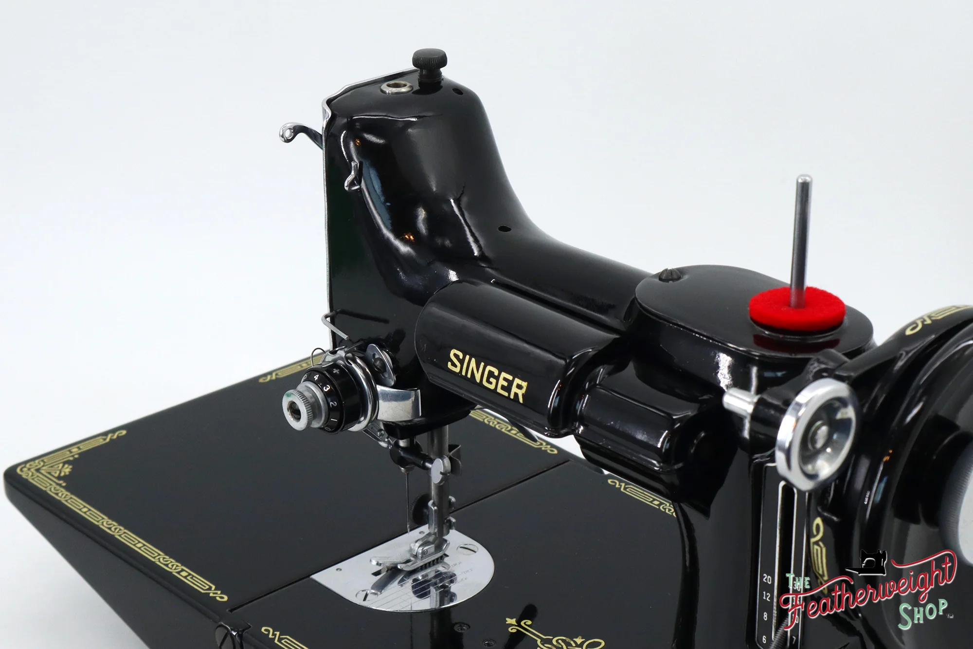 Singer Featherweight 221 Sewing Machine, AL032*** - 1952 - Image 13
