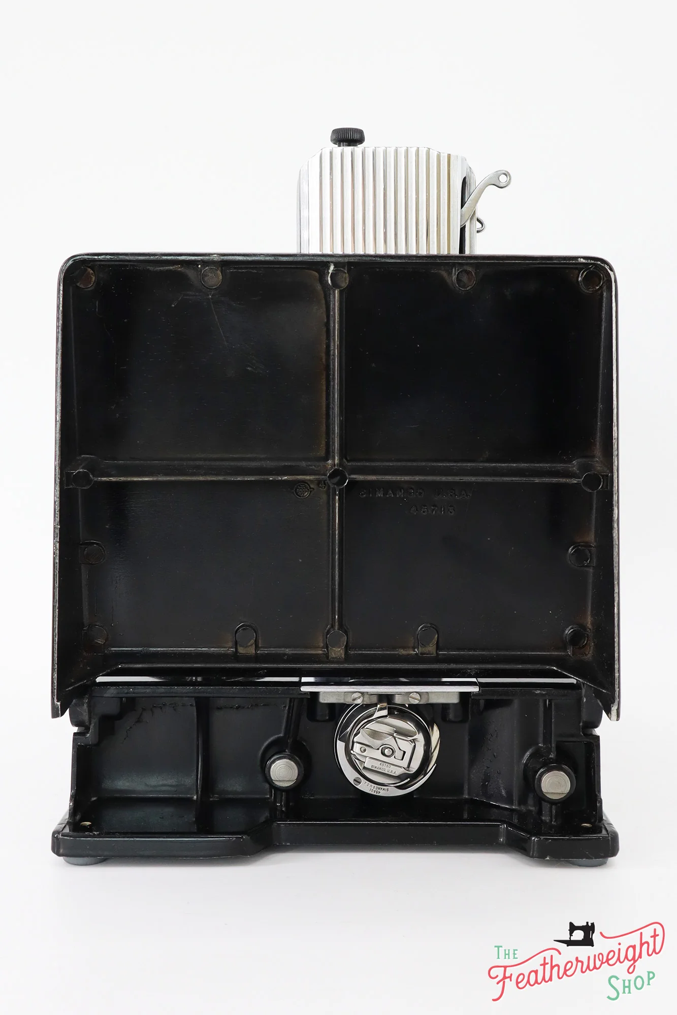 Singer Featherweight 221 Sewing Machine, AL165*** - Image 4