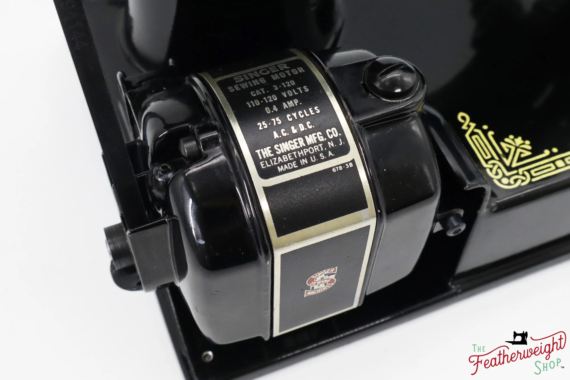 Singer Featherweight 221 Sewing Machine, AL170*** - 1952 - Image 14