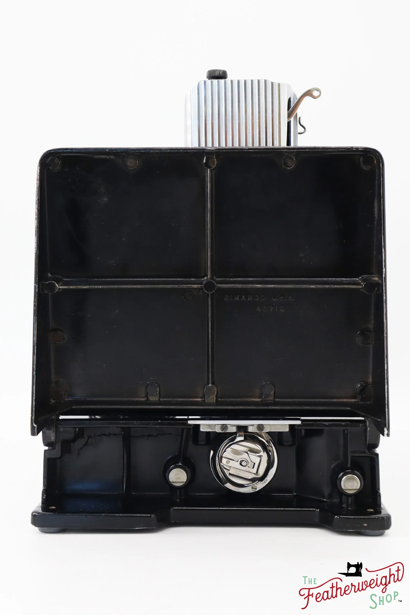Singer Featherweight 221 Sewing Machine, AL170*** - 1952 - Image 4