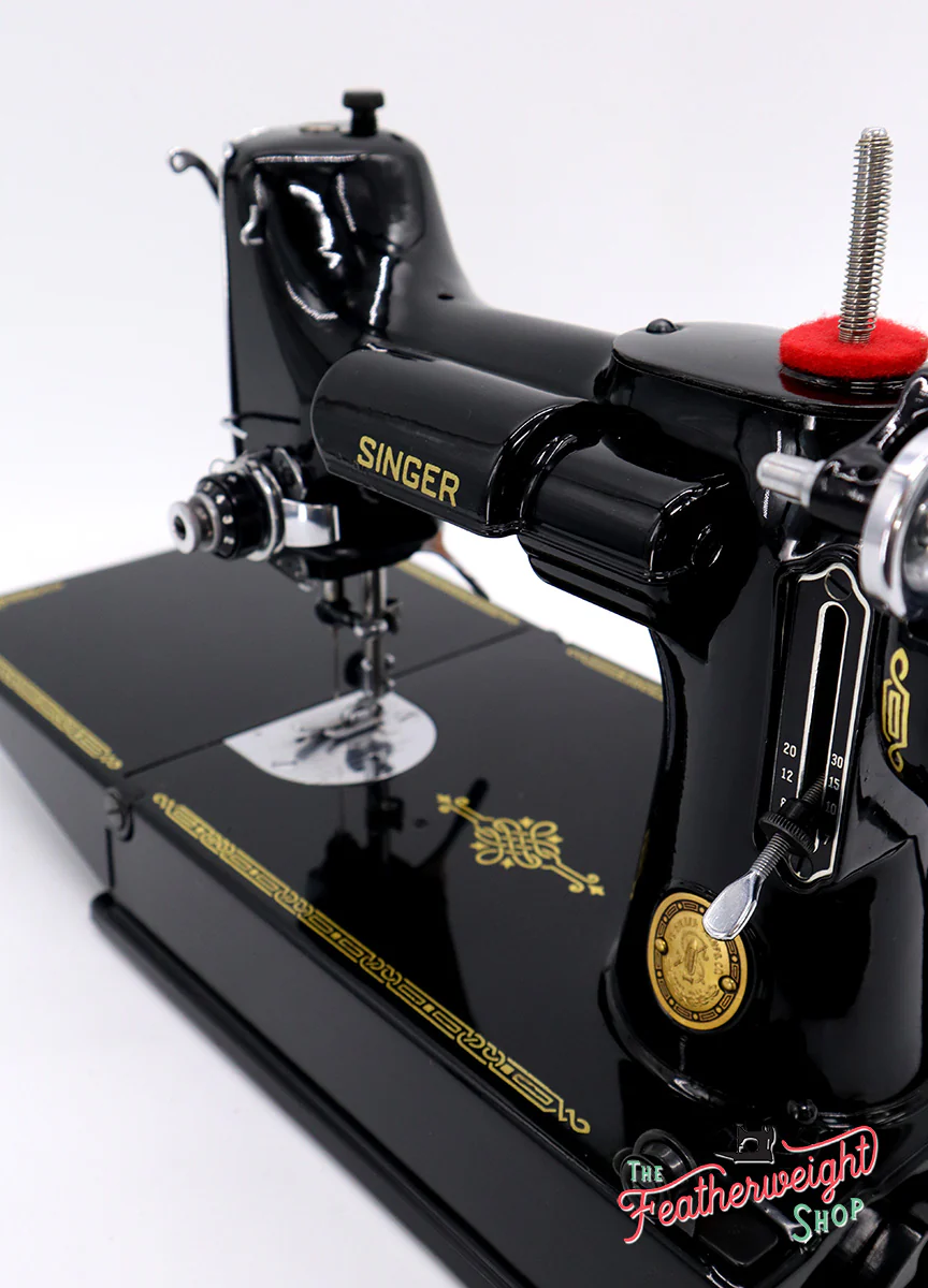 Singer Featherweight 221 Sewing Machine, AL180*** - Image 18