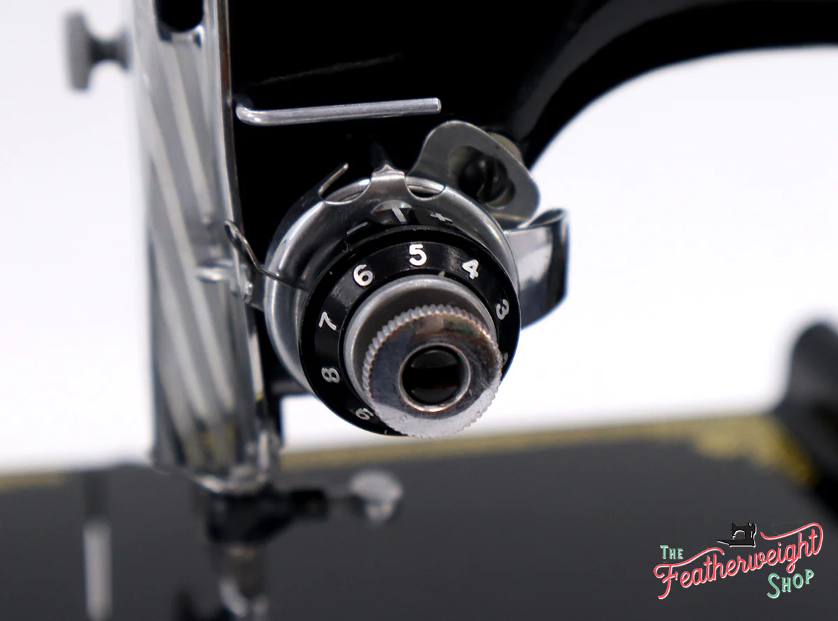 Singer Featherweight 221 Sewing Machine, AL180*** - Image 22
