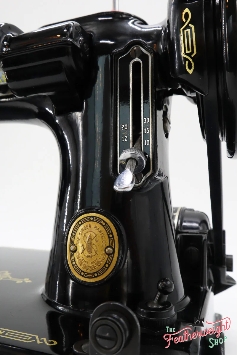 Singer Featherweight 221 Sewing Machine, AL406*** - Image 15