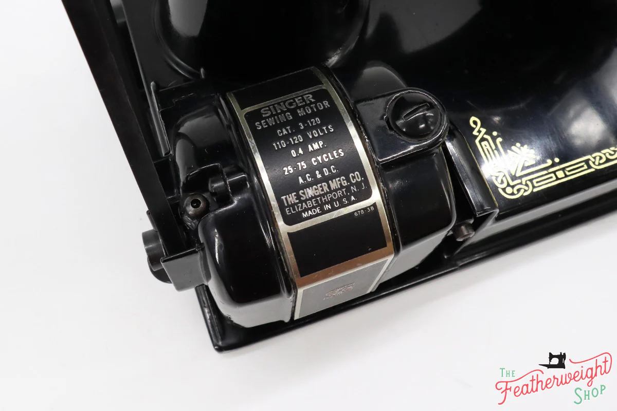Singer Featherweight 221 Sewing Machine, AL406*** - Image 17