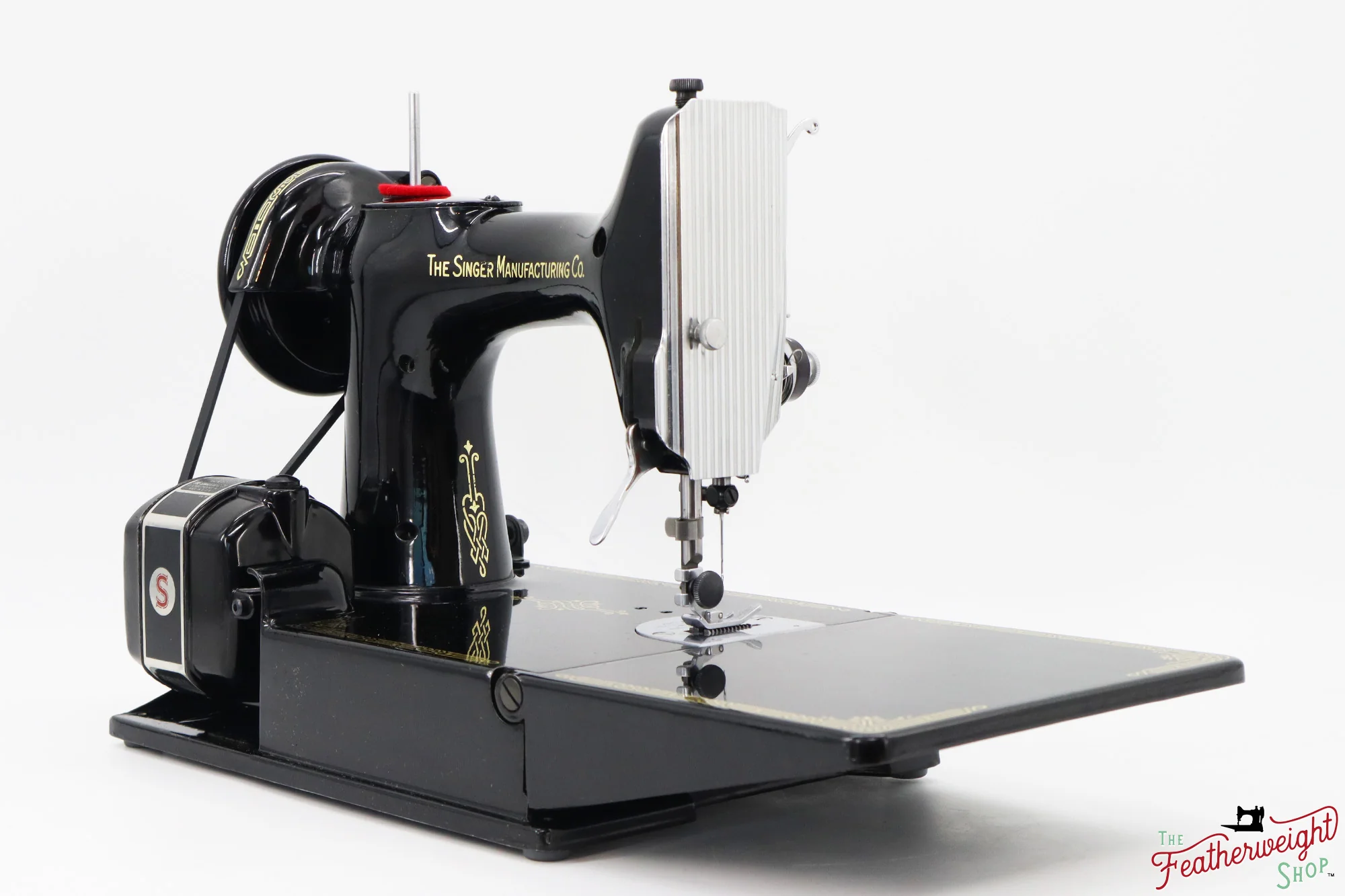 Singer Featherweight 221 Sewing Machine, AL4061** - 1953 - Image 4