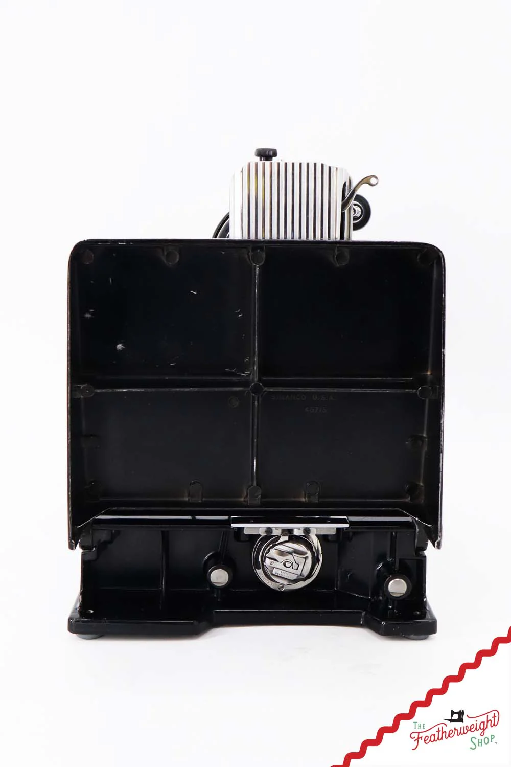 Singer Featherweight 221 Sewing Machine, AL408*** - 1953 - Image 4