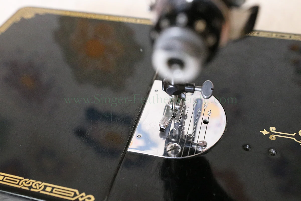 Singer Featherweight 221 Sewing Machine, AL416*** - Image 20