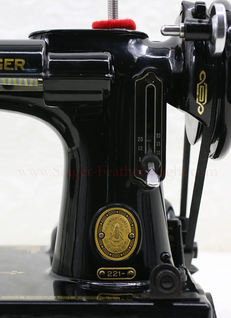 Singer Featherweight 221 Sewing Machine, AL419*** - Image 13