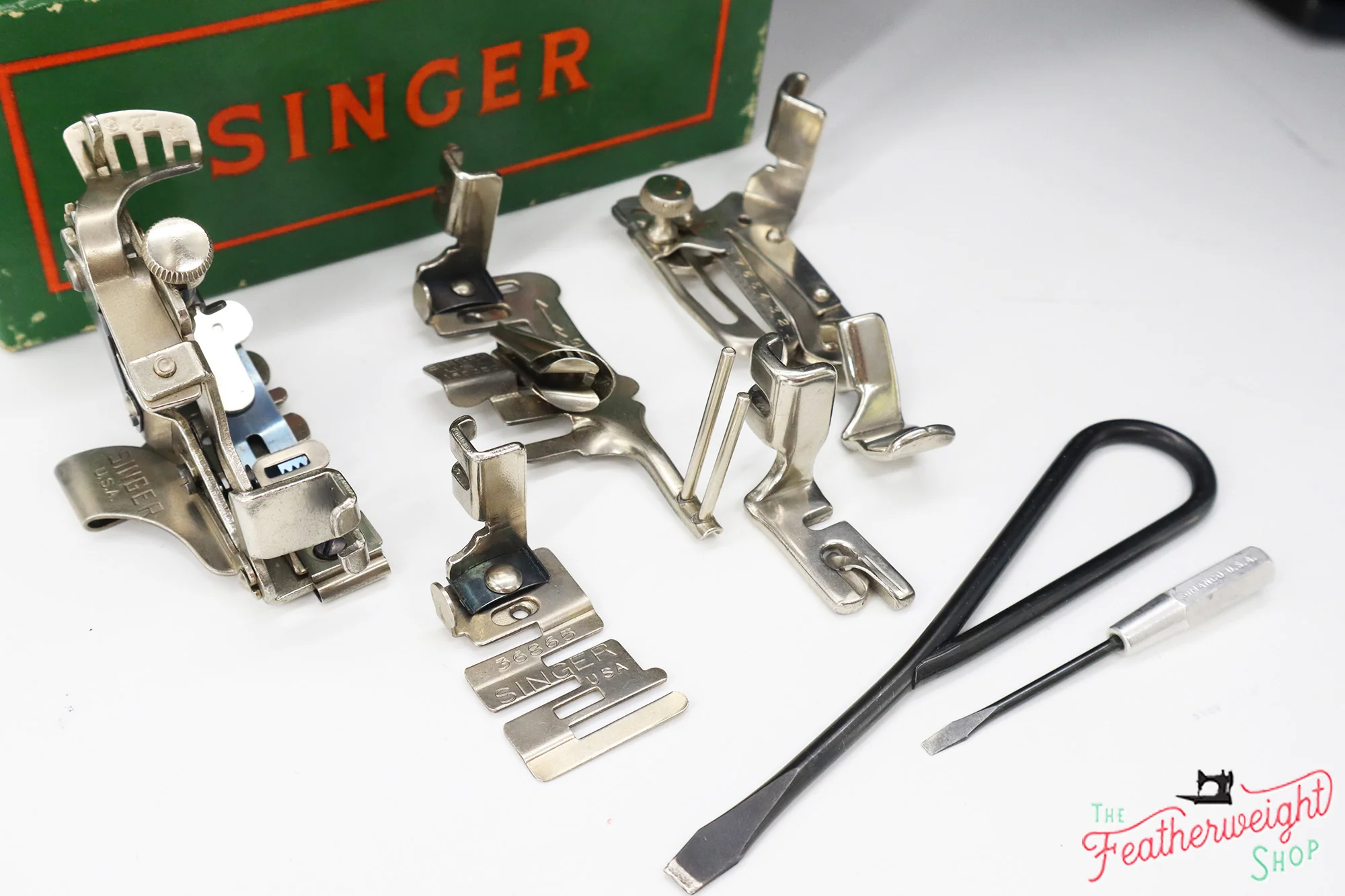 Singer Featherweight 221 Sewing Machine, AL432*** - Image 19