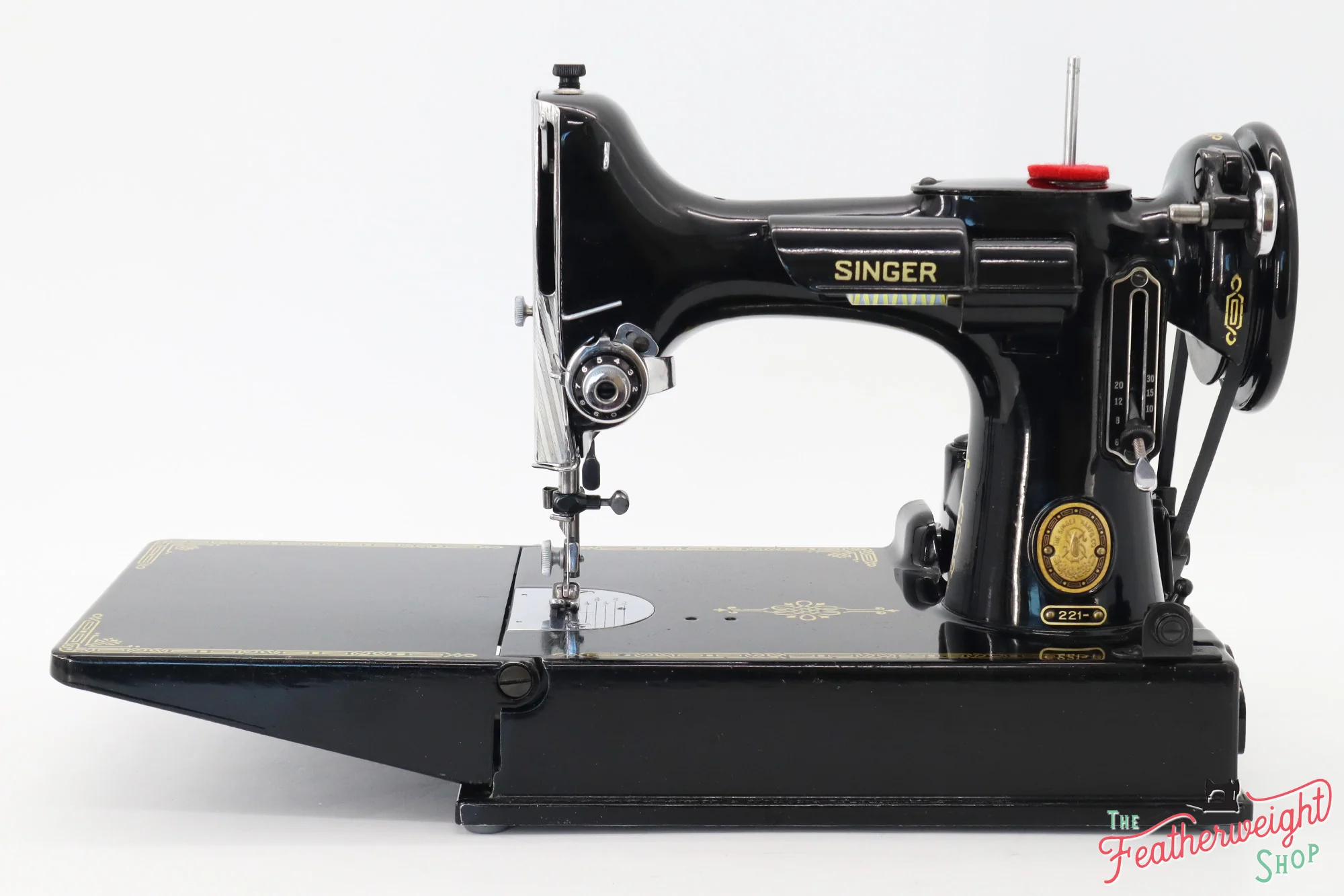 Singer Featherweight 221 Sewing Machine, AL432*** - Image 2