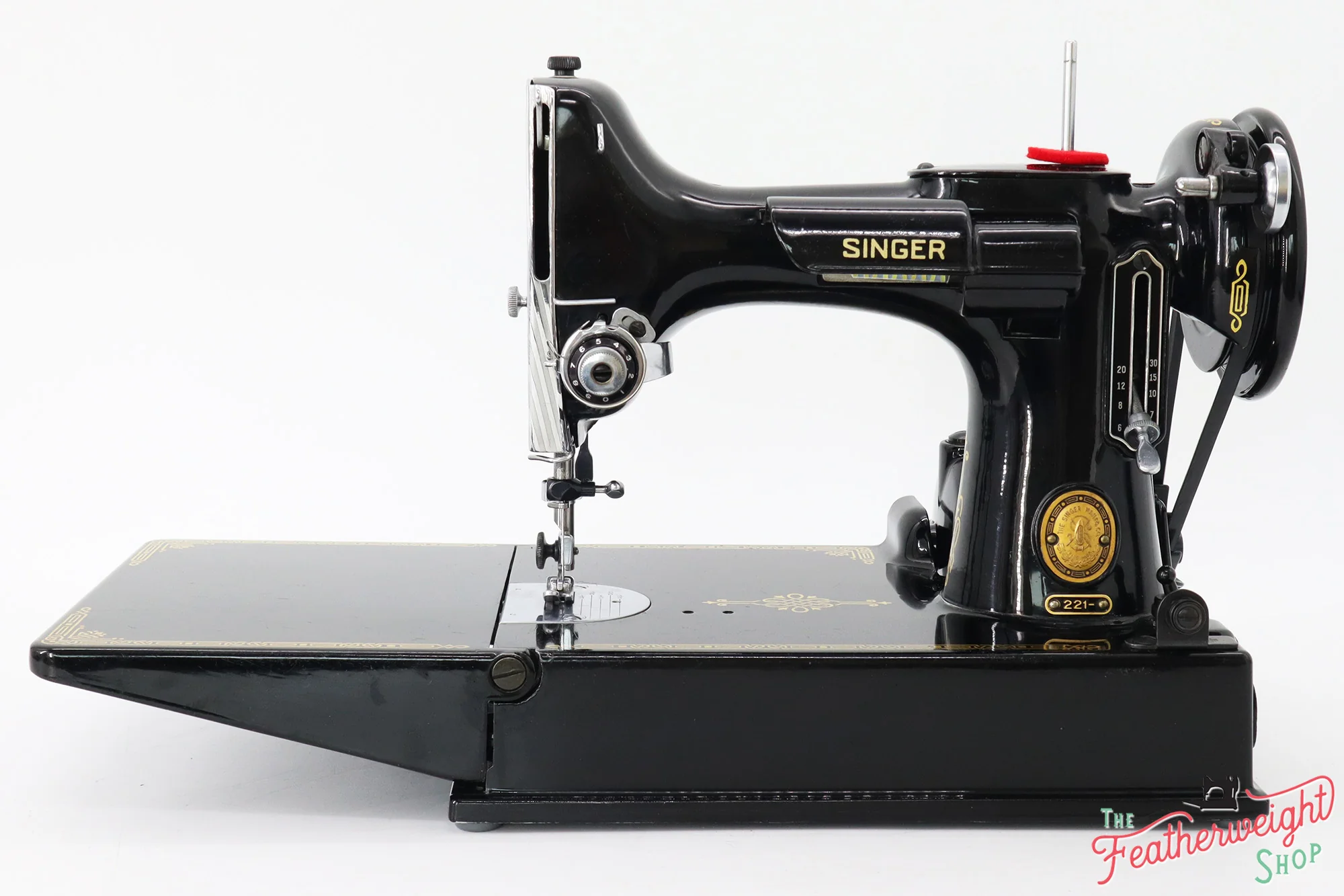 Singer Featherweight 221 Sewing Machine, AL437*** - Image 2