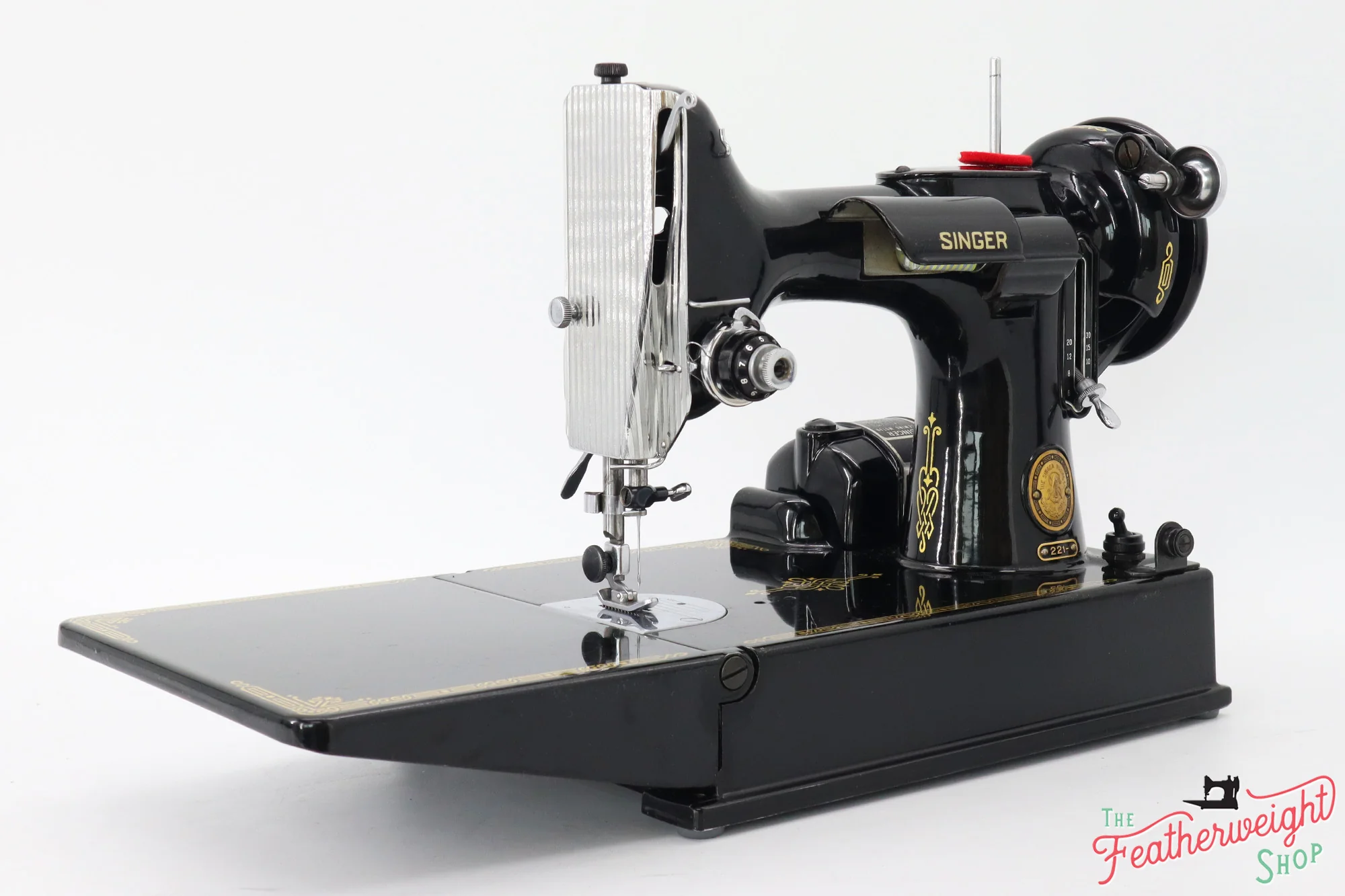 Singer Featherweight 221 Sewing Machine, AL437*** - Image 3