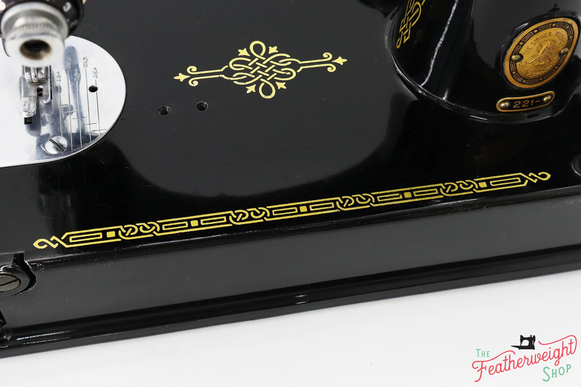 Singer Featherweight 221 Sewing Machine, AL437*** - Image 8