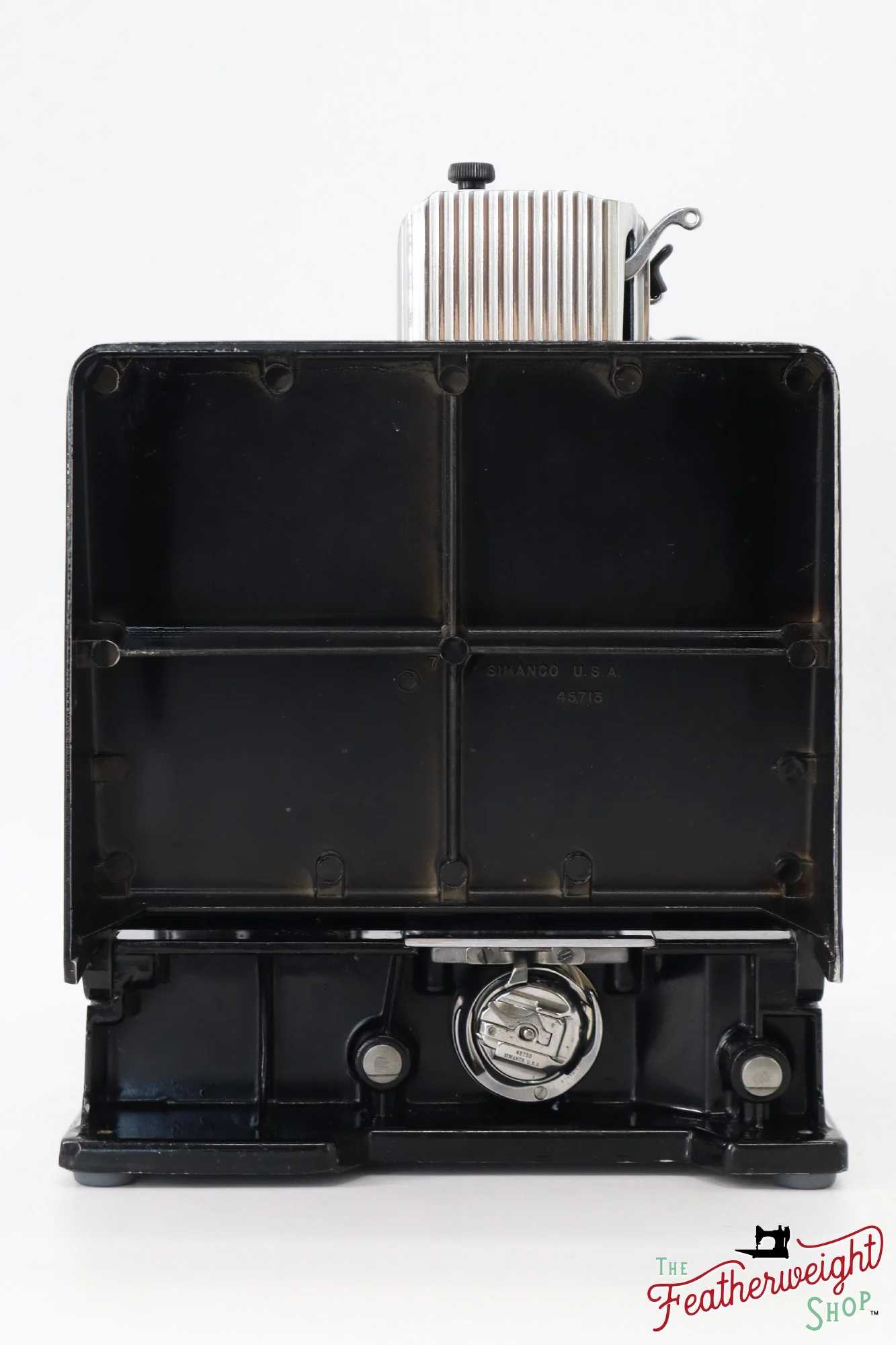 Singer Featherweight 221 Sewing Machine, AL554*** - 1953 - Image 4