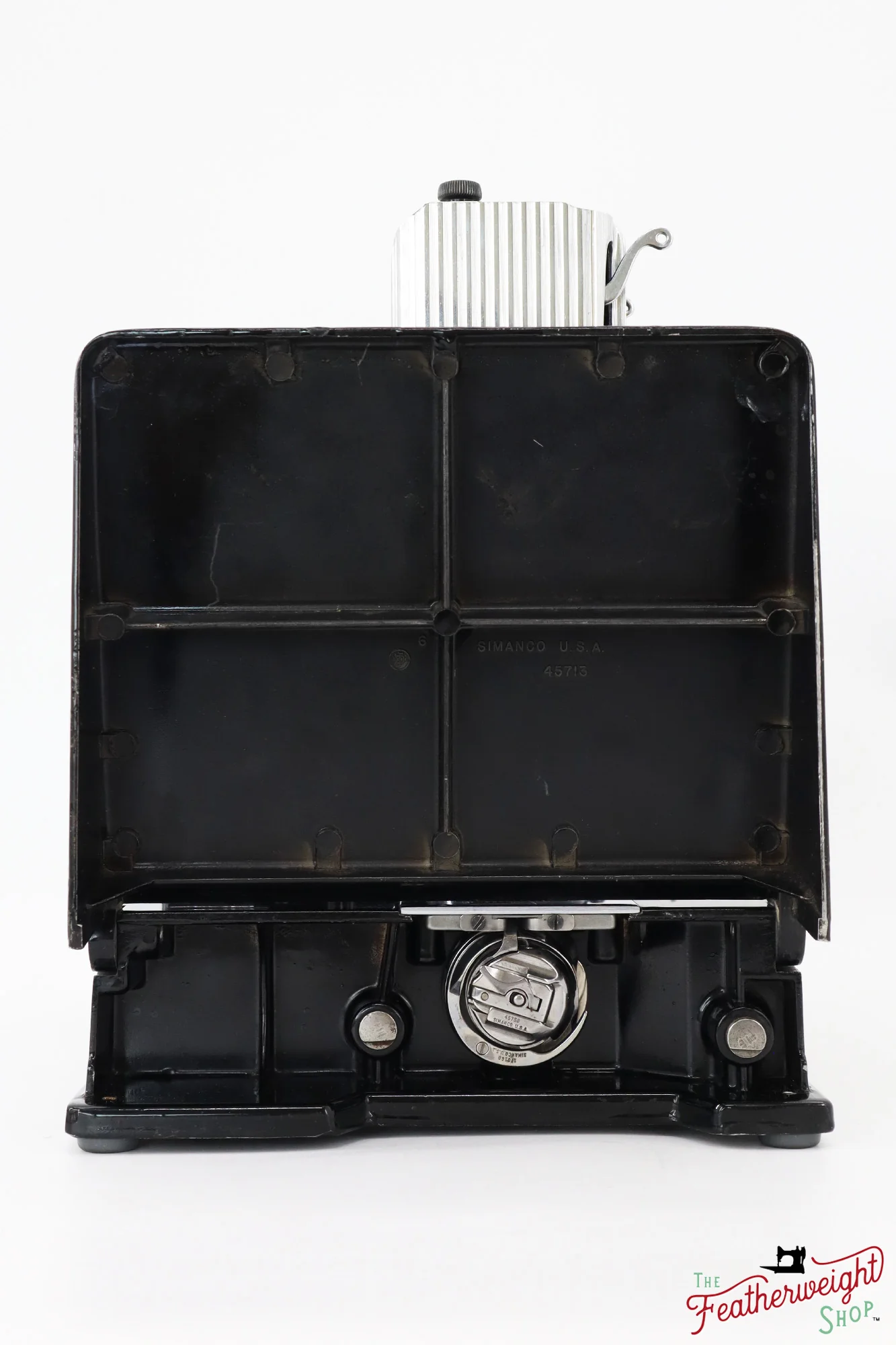 Singer Featherweight 221 Sewing Machine, AL555*** - 1953 - Image 4