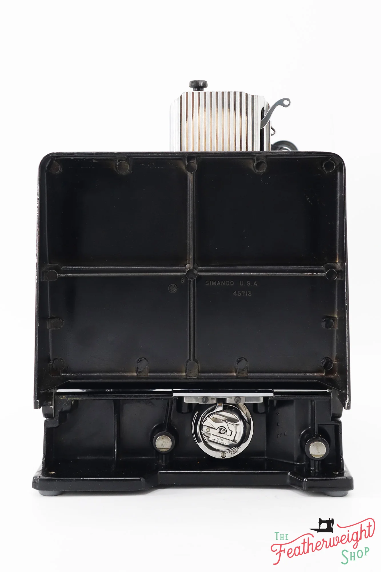 Singer Featherweight 221 Sewing Machine - AL560*** - 1953 - Image 4