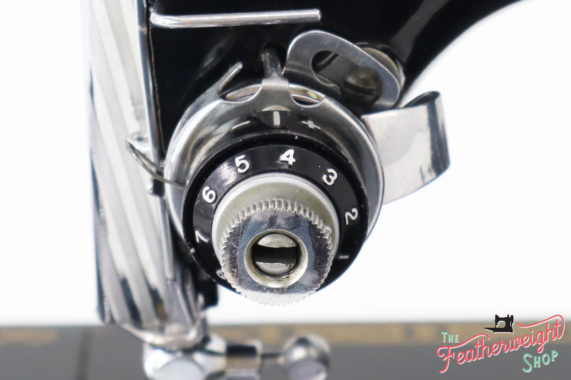 Singer Featherweight 221 Sewing Machine, AL902*** - 1955 - Image 15
