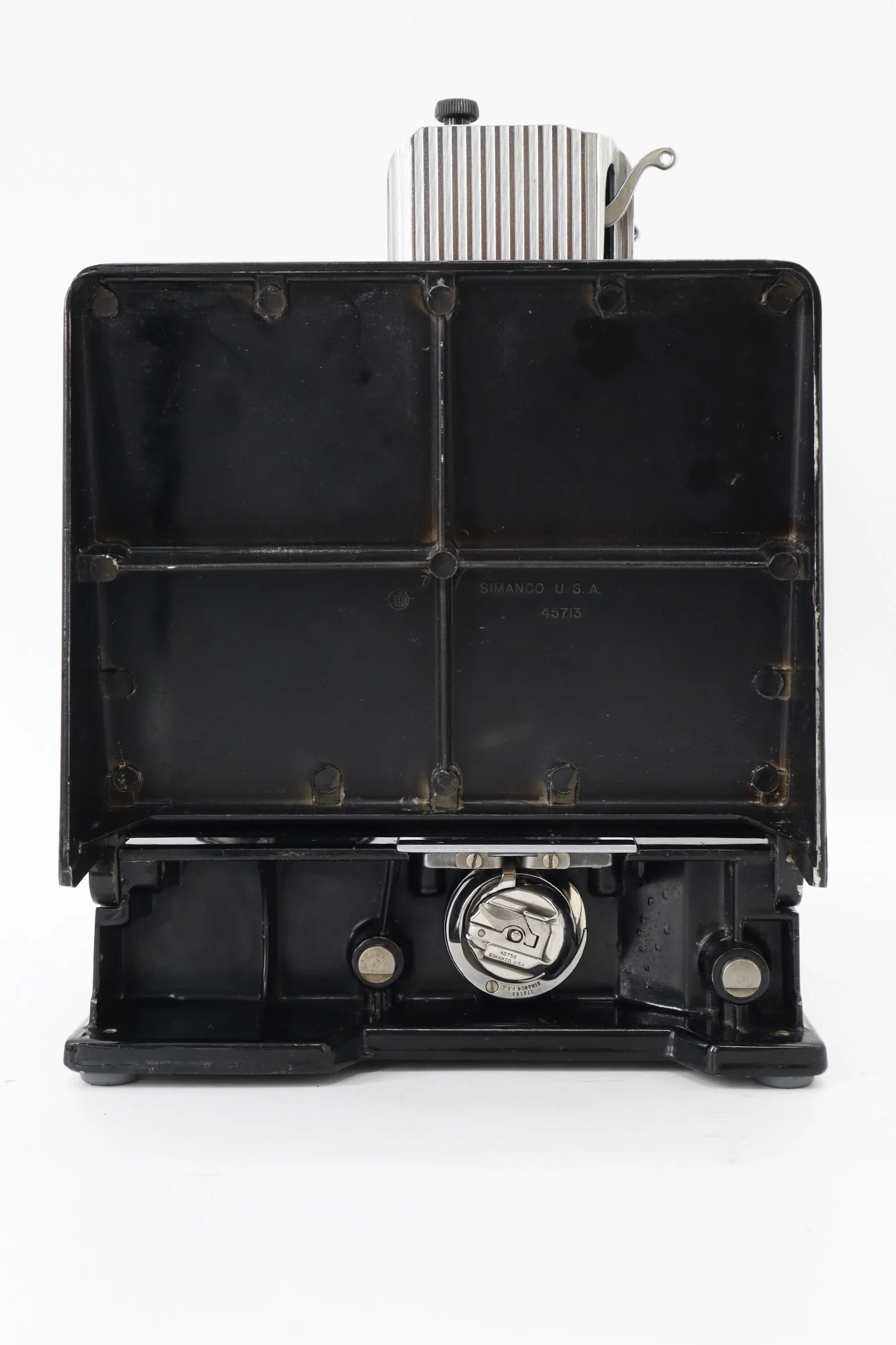 Singer Featherweight 221 Sewing Machine - AL906*** - Image 5