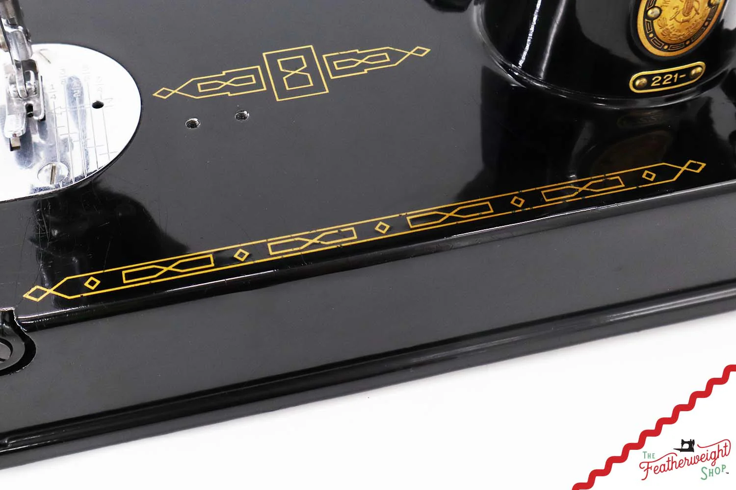 Singer Featherweight 221 Sewing Machine, AL9121** - Quilter's Special! - Image 7