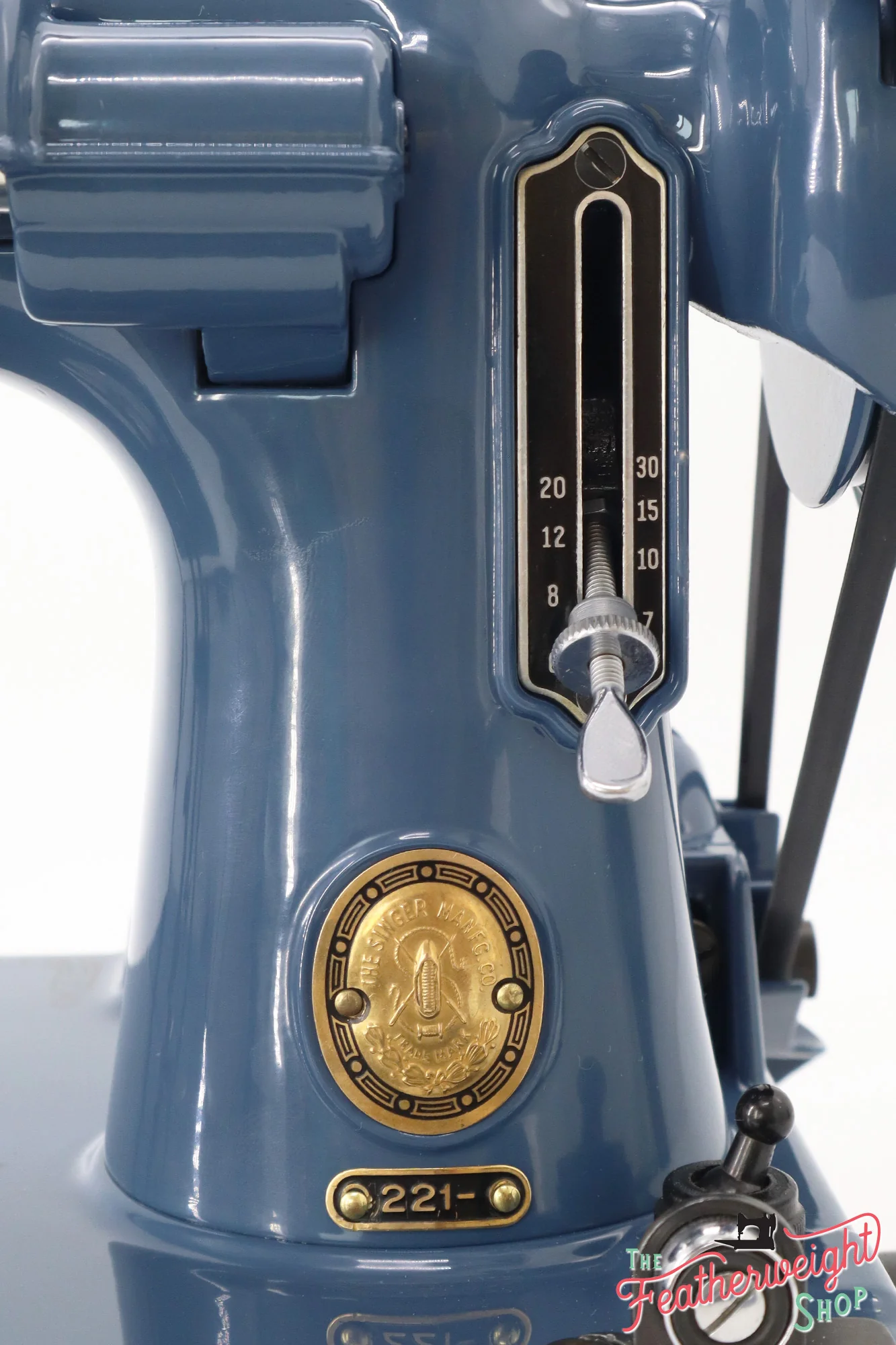 Singer Featherweight 221 Sewing Machine AM153*** - Fully Restored in Denim - Image 14