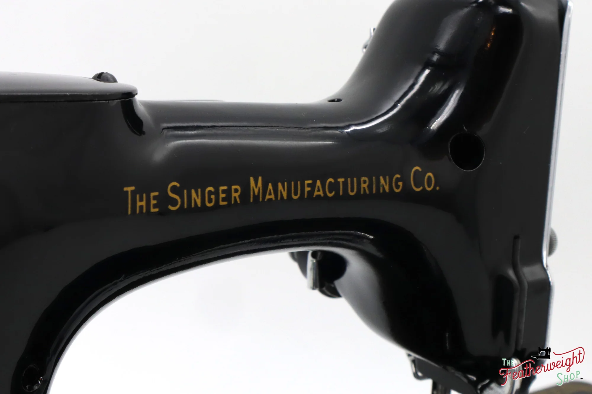 Singer Featherweight 221 Sewing Machine, AM154** - 1955 - Image 12