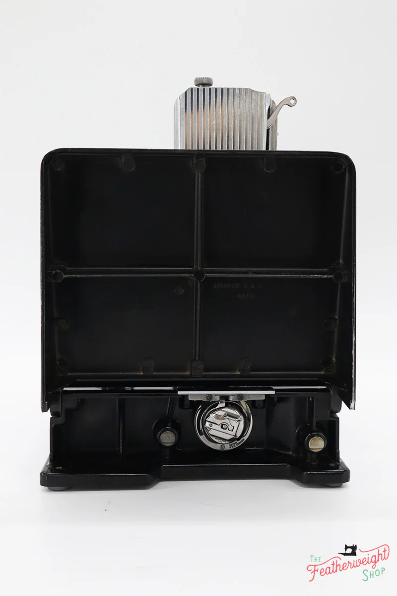 Singer Featherweight 221 Sewing Machine, AM156*** - Image 5