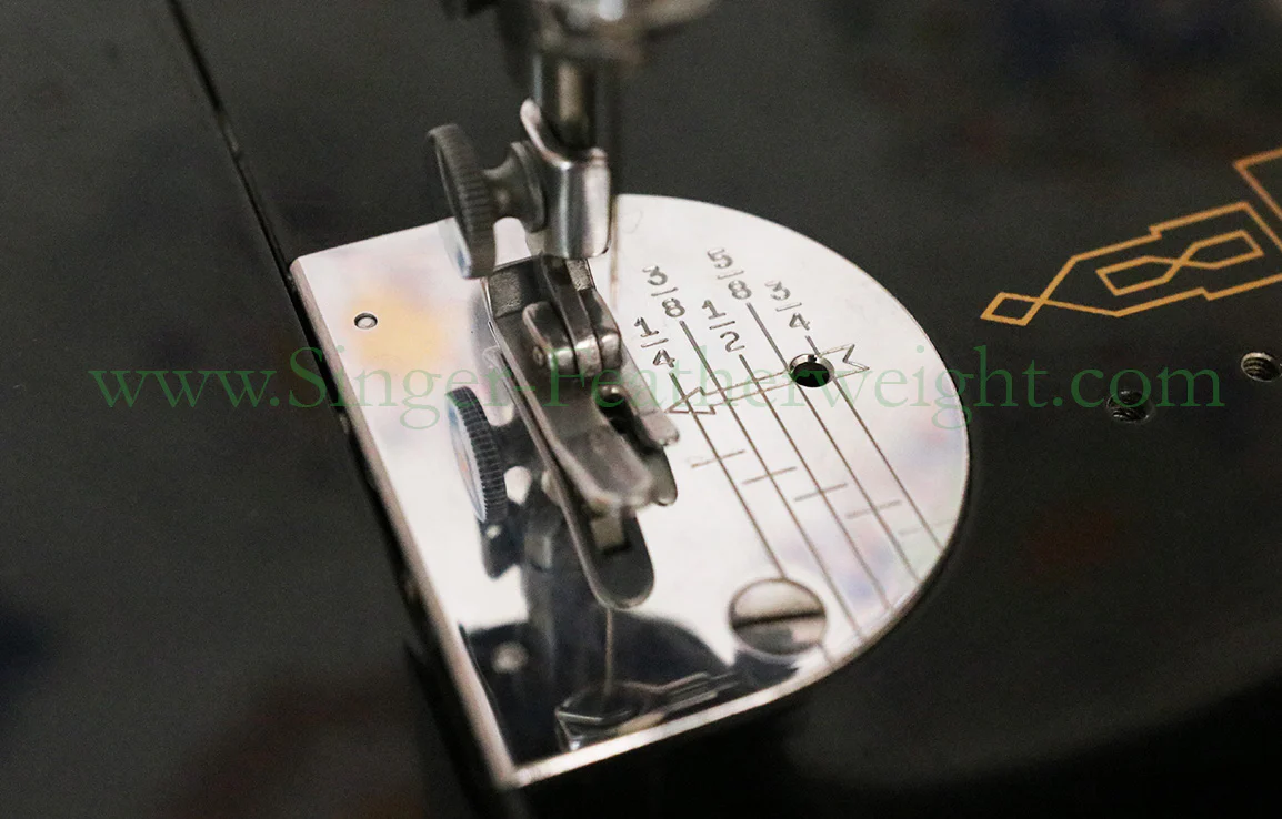 Singer Featherweight 221 Sewing Machine, AM161*** - Image 11